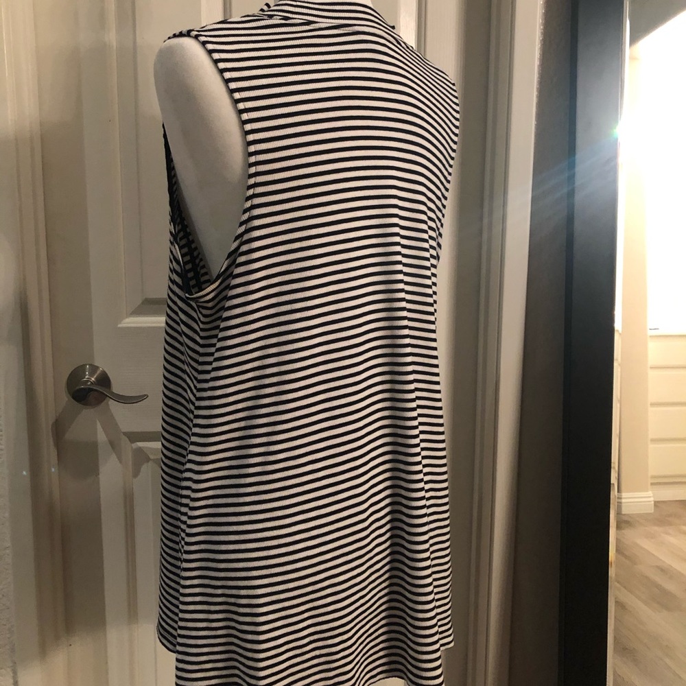 Stripped Tank Top - Picture 3 of 3
